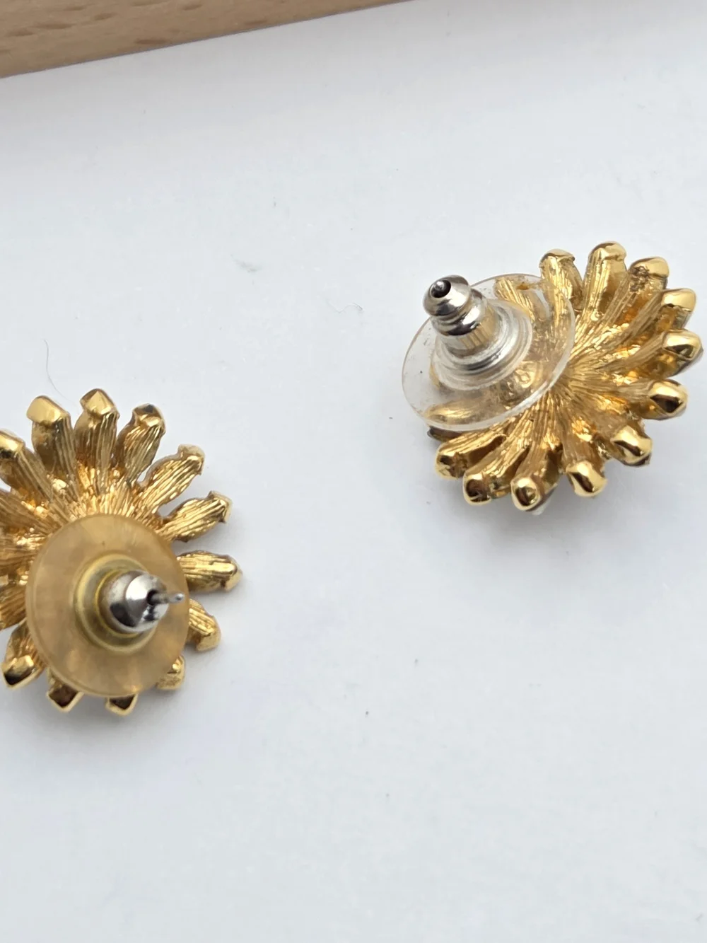 Vintage Monet Faux Pearl & Rhinestone Sunburst Stud Earrings | Gold Tone Pierced